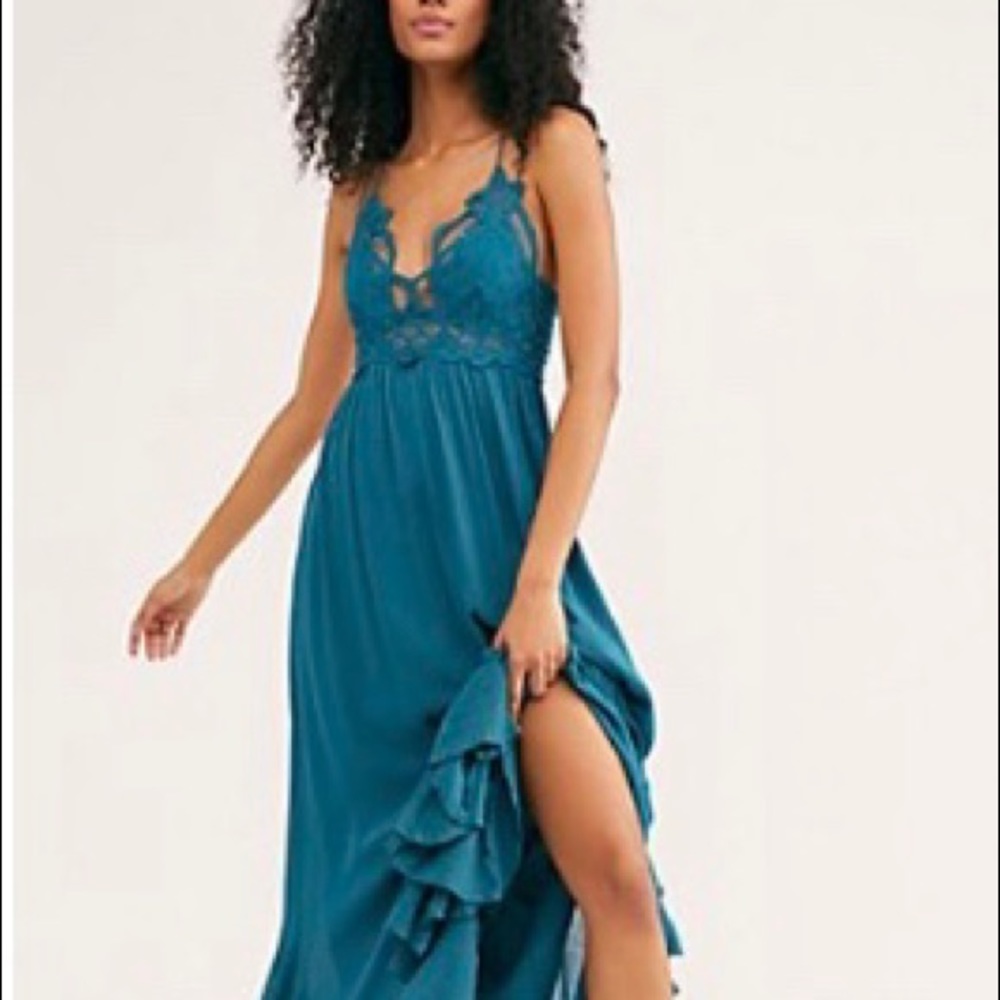 Adela Maxi Slip